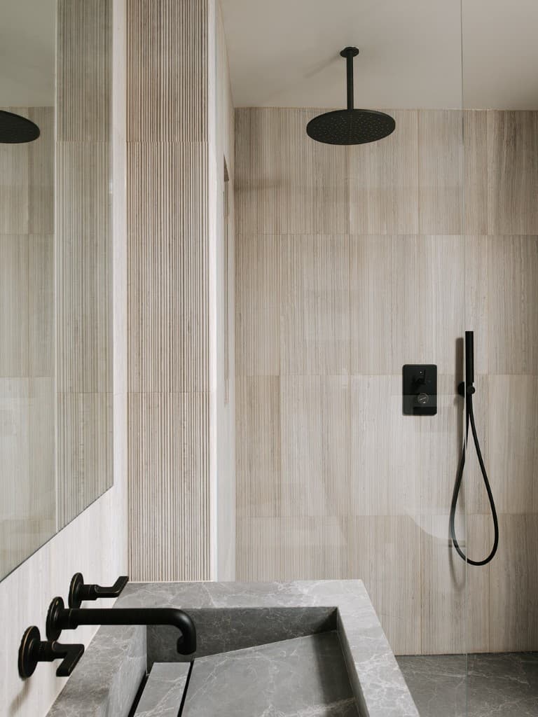 Modern Office Complex — photo 4