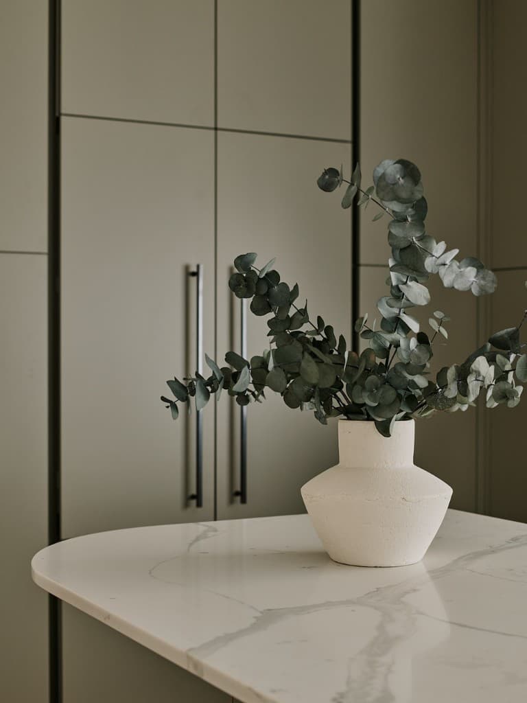 Modern Office Complex — photo 7