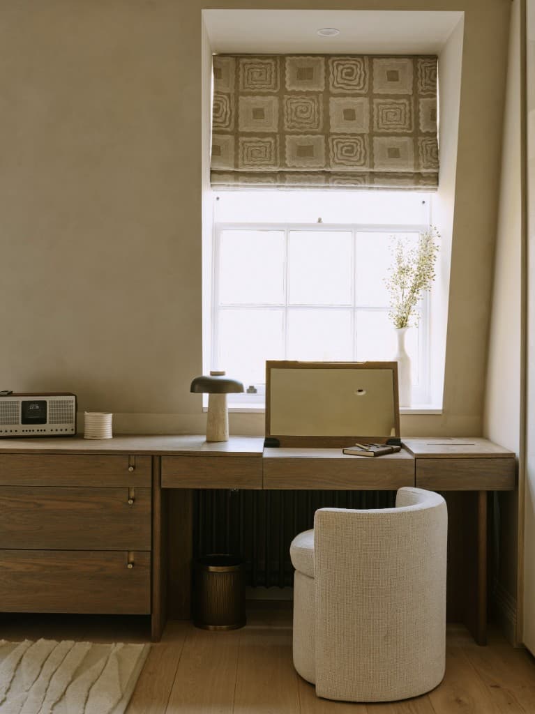 Contemporary Family Home — photo 5