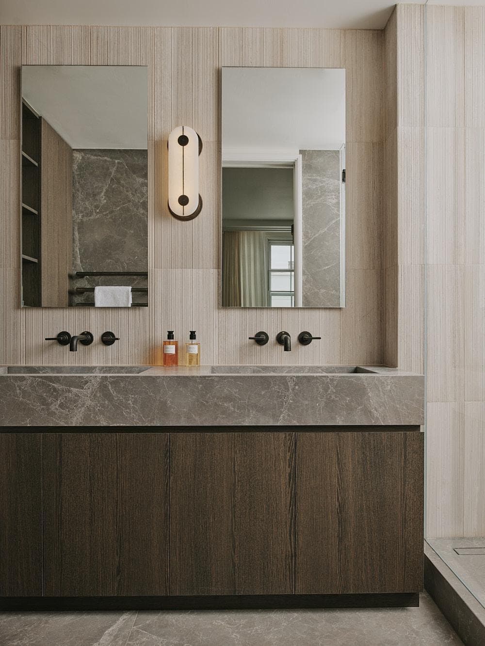 Bryanston Court — photo 18