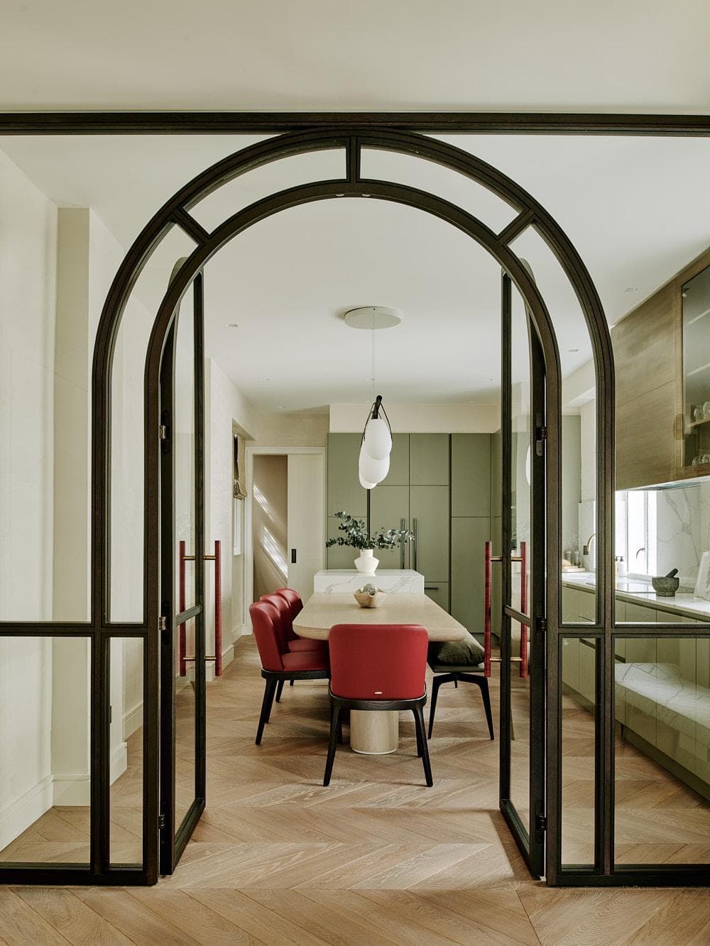 Bryanston Court — photo 3