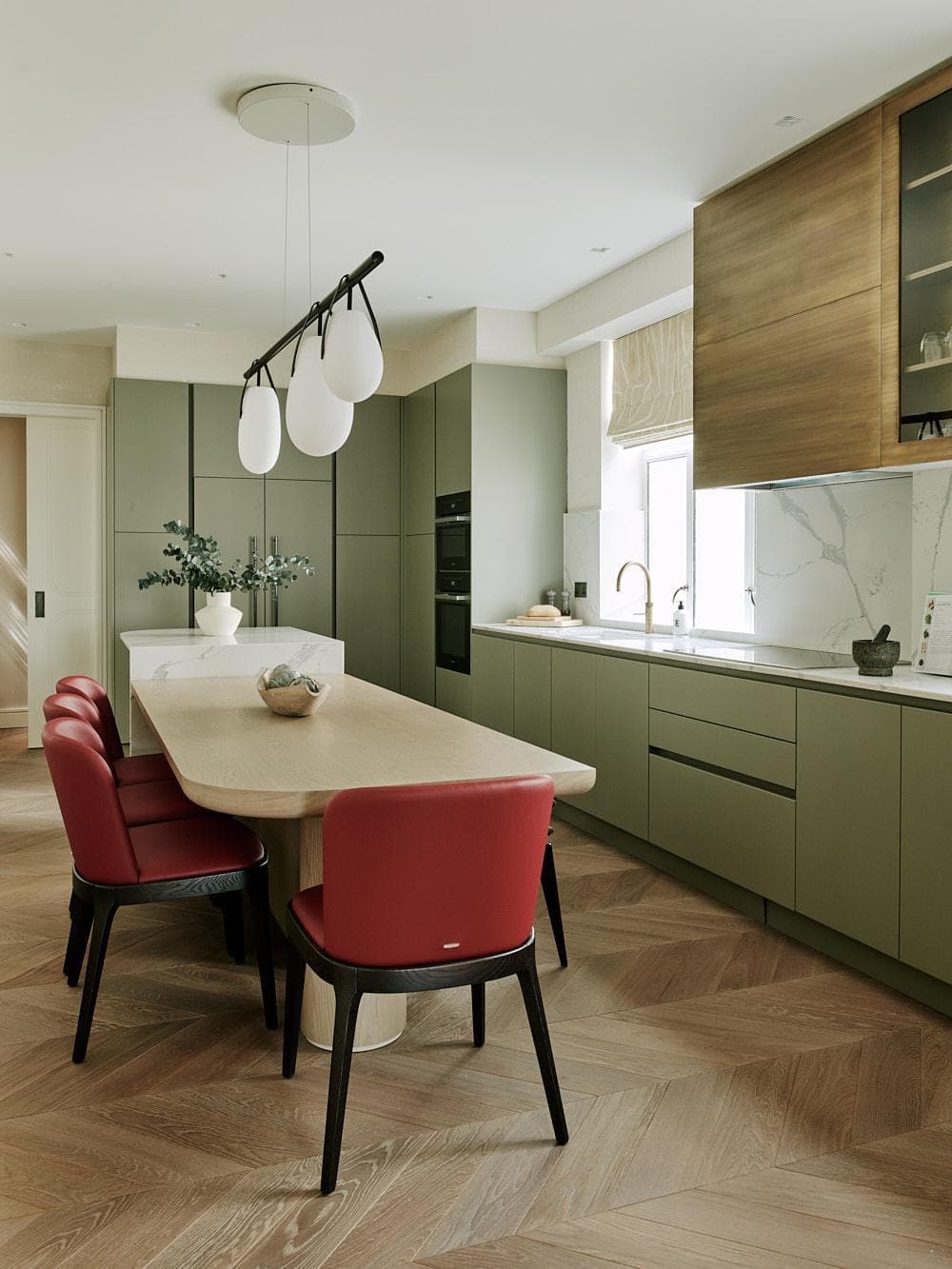 Bryanston Court — photo 5